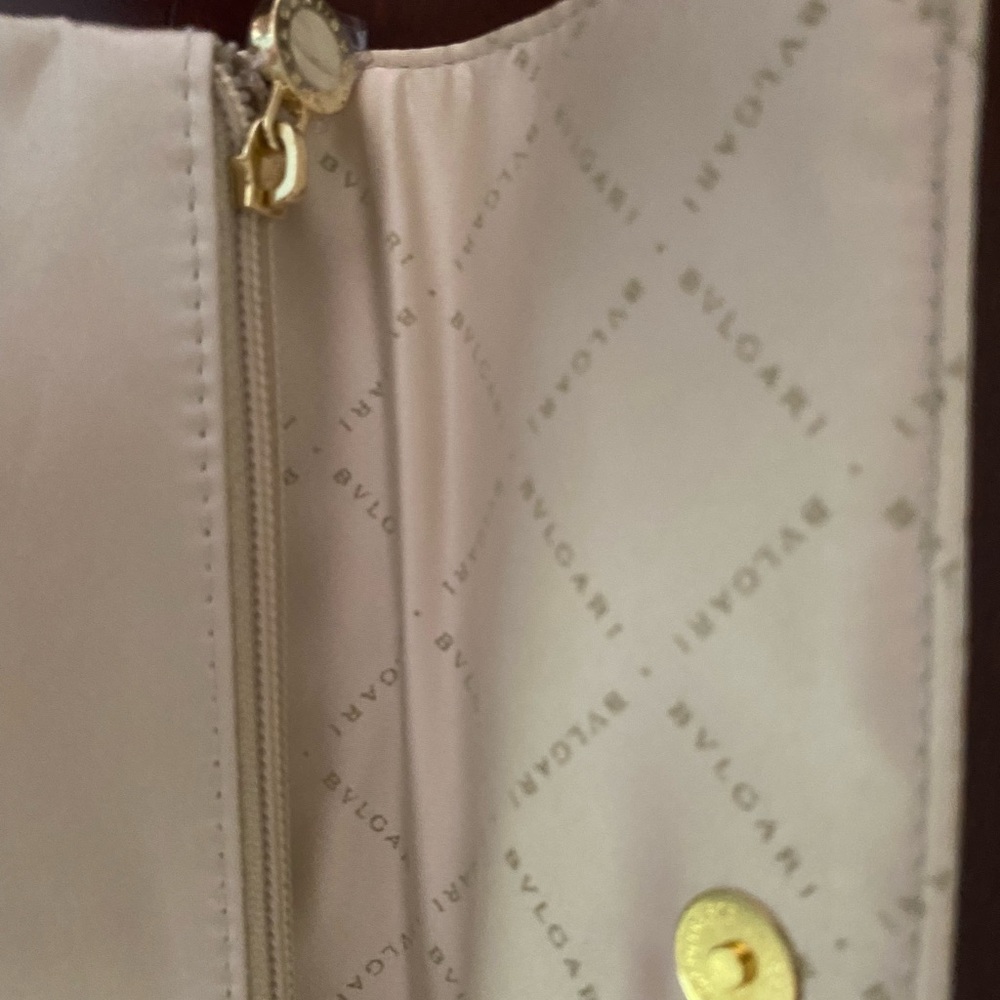NWT Bulgari makeup/cosmetic clutch - Picture 3 of 10